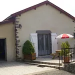 Holiday home La Grange Aux Creations Mentieres